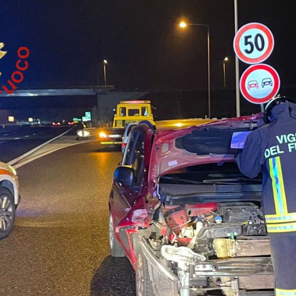 incidente-autostrada-lomazzo-vigili-fuoco-1