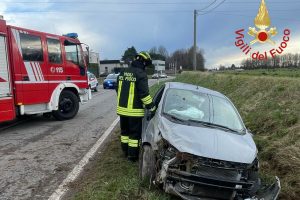 incidente-bregnano-vigili-fuoco-2