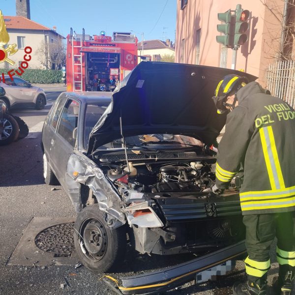 incidente-canturina-vigili-fuoco