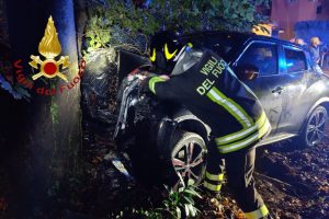 incidente-carugo-vigili-fuoco-1 (1)