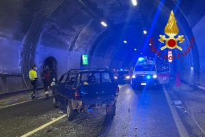 incidente-galleria-cremia-vigili-fuoco