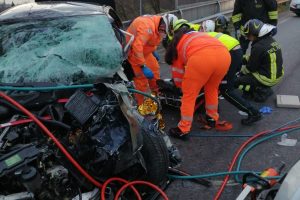 incidente-novedrate-vigili-fuoco-2