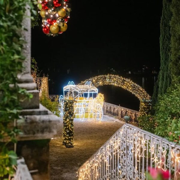 ingresso-al-giardino-botanico-di-villa-cipressi-a-varenna-79877