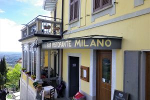 l-ingresso-del-ristorante