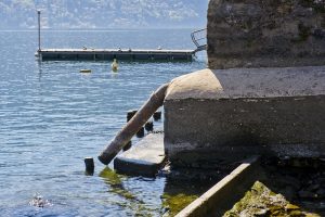 Laglio la situazione del lago basso      ph: Carlo Pozzoni