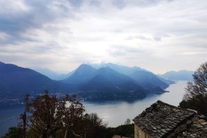 lago-como-san-siro-monti-di-gallio-nuovole-pioggia-1