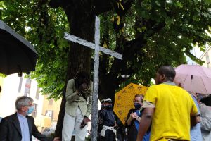 largo-malgesini-croce