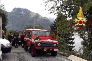 lezzeno-vigili-fuoco