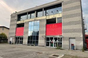lo stabile dell'ex supermercato Carrefour