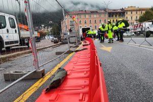 lungolago-piazza-cavour-paratie-provvisorie (5)