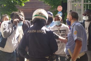 manifestazione-comune-senzatetto (2)
