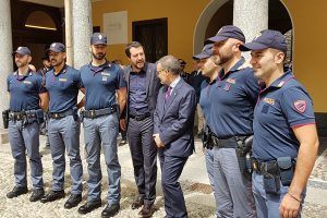 matteo-salvini-polizia (1)