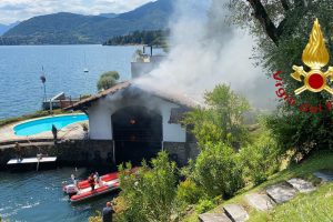 menaggio-incendio-vigili-fuoco-1