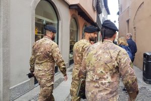 militari-soldati-como-salvini (2)