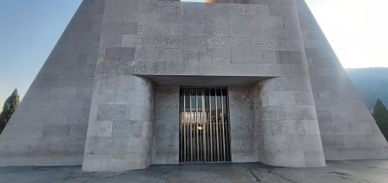 monumento-caduti-ripulito (1)
