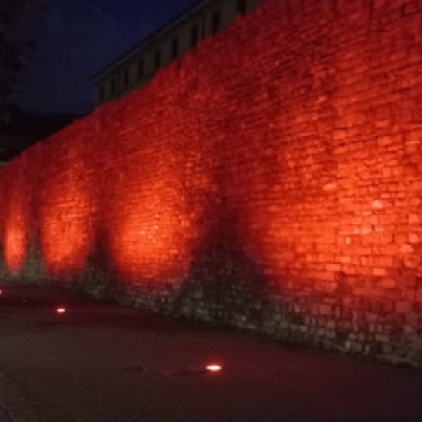mura rosse como