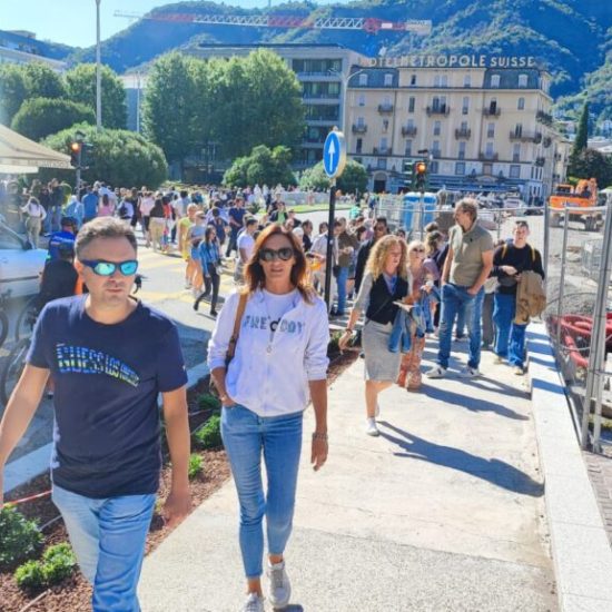navigazione-coda-code-turisti-lungolago-7-1024x576