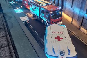 olgiate-incidente-lucernario-vigili-fuoco-118-ambulanza