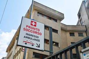 Como ingresso pronto soccorso su via Santo Garovaglio dell'Ospedale Valduce