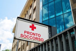 Como ingresso pronto soccorso su via Santo Garovaglio dell'Ospedale Valduce