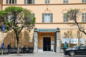 Como ingrfesso su via Dante dell'ospedale Valduce