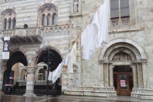panni-piazza-duomo-3