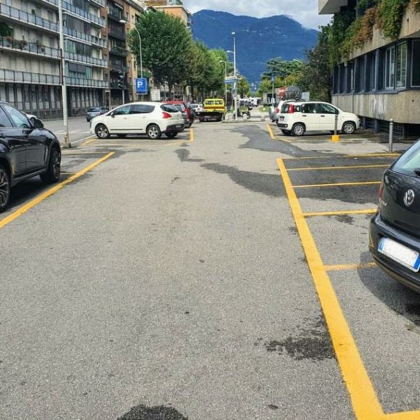 parcheggi-gialli-residenti