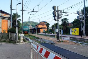 passaggio-livello-treno-treni-trenord-como-borghi (2)