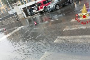 perdita acqua allagamento via per cernobbio