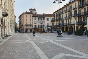 piazza duomo (2)