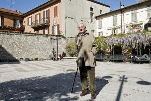 Carlo Terragni in piazza Martinelli                 ph: Carlo Pozzoni