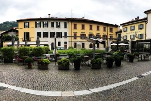 piazza-mazzini (1)