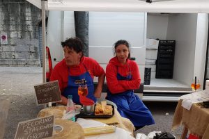 piazza-roma-mercatinoUMWT7480