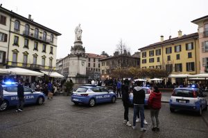 piazza-volta-copertina