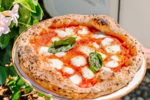 pizza mandarin monday
