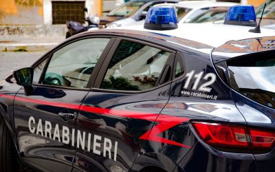 auto macchina carabinieri
