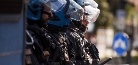polizia antisommossa stadio