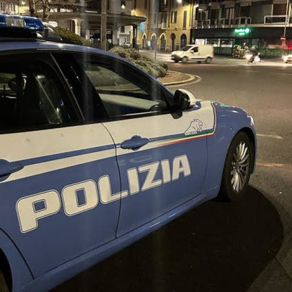polizia auto