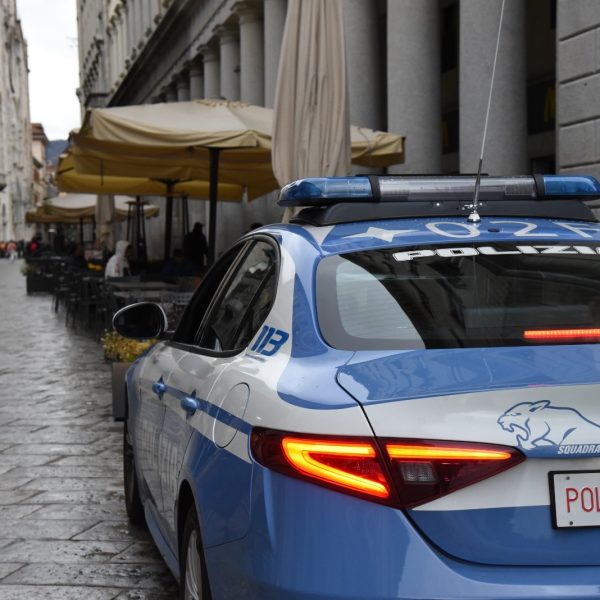 polizia centro portici