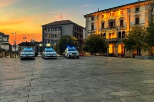 polizia locale cantù piazza garibaldi