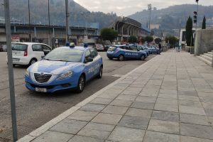 polizia-monumento-caduti-giardini-1