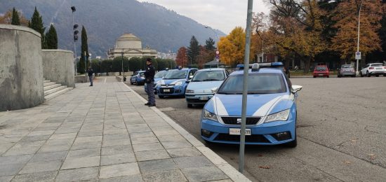 polizia-monumento-caduti-giardini-2