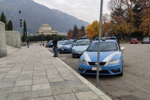 polizia-monumento-caduti-giardini-2