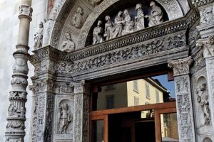 porta della rana como wikimedia commons 2