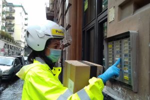 poste-postino-paccho-e-commerce