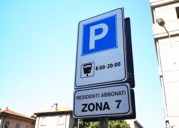 posti-auto-blu-residenti