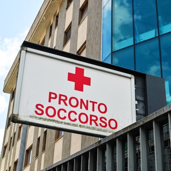 Como ingresso pronto soccorso su via Santo Garovaglio dell'Ospedale Valduce