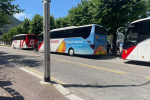 pullman-turistici-divieto-sosta-lungolago (2)
