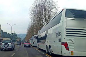 pullman-turistici-viale-Innocenzo-2-1024x495