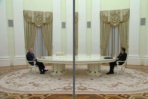putin-macron-2222